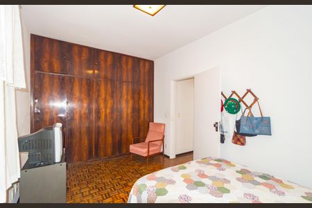 Casa à venda com 194m², 3 quartos e 3 vagasQuarto 3
