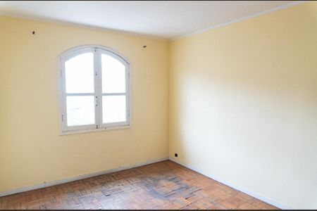 Casa à venda com 180m², 3 quartos e 3 vagasSuíte