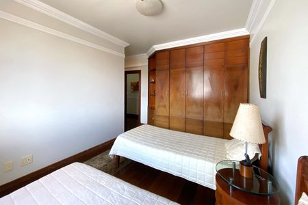 Casa para alugar com 560m², 5 quartos e 4 vagasSuite 3