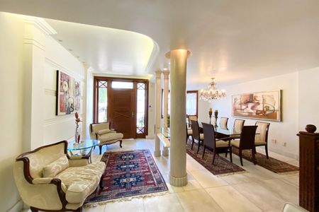 Casa para alugar com 560m², 5 quartos e 4 vagasHall de Entrada