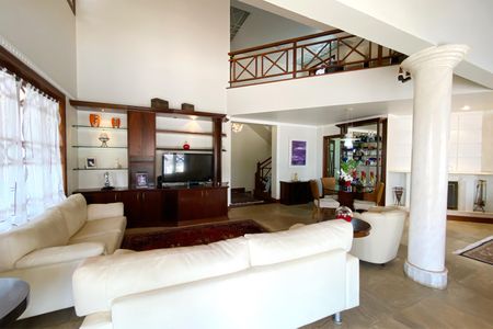 Casa para alugar com 560m², 5 quartos e 4 vagasSala de Estar