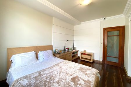 Casa para alugar com 560m², 5 quartos e 4 vagasSuite 4