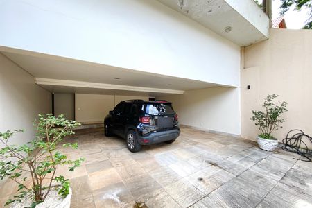 Casa para alugar com 560m², 5 quartos e 4 vagasGaragem