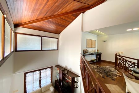 Casa para alugar com 560m², 5 quartos e 4 vagasEscritório