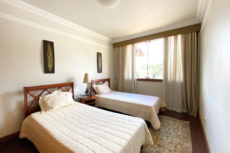 Casa para alugar com 560m², 5 quartos e 4 vagasSuite 3