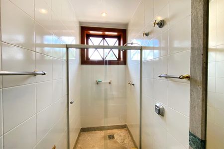 Casa para alugar com 560m², 5 quartos e 4 vagasBanheiro da Suíte 3