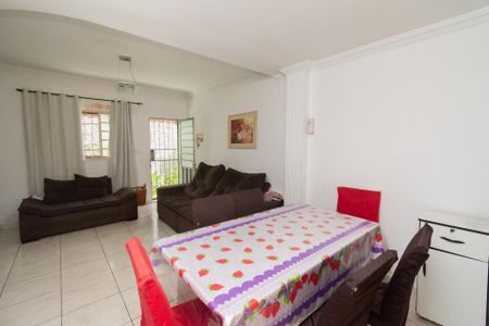 Sala de casa de condomínio à venda com 3 quartos, 97m² em Darcy Vargas, Belo Horizonte