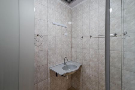 Casa para alugar com 104m², 2 quartos e 1 vaga Casa para alugar com 104m², 2 quartos e 1 vagaBanheiro