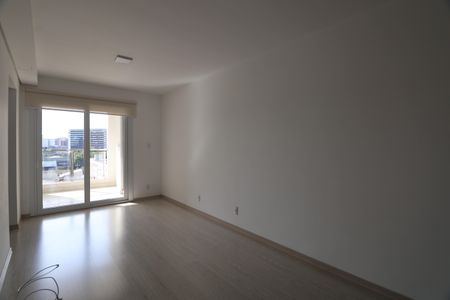 Apartamento para alugar com 72m², 2 quartos e 2 vagasSala