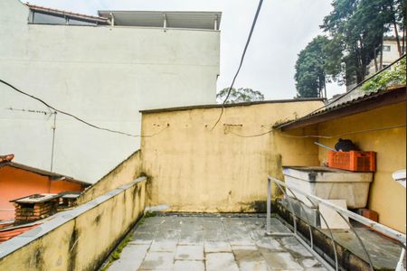 Casa à venda com 158m², 2 quartos e 2 vagasLaje