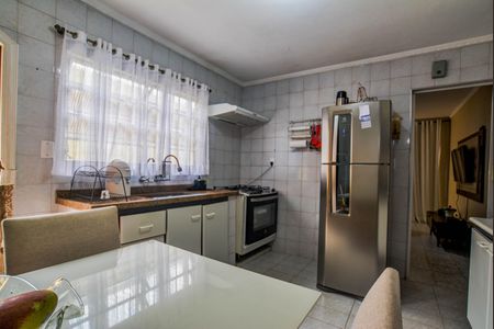 Casa à venda com 158m², 2 quartos e 2 vagasCozinha