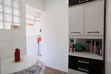 Apartamento à venda com 90m², 3 quartos e 2 vagasCozinha