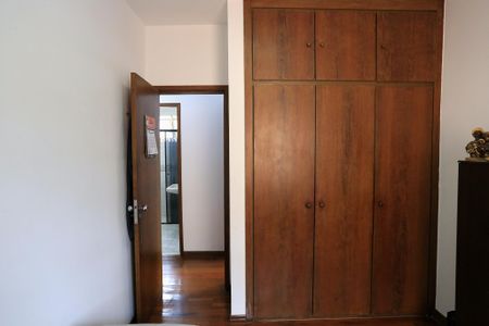 Apartamento à venda com 90m², 3 quartos e 2 vagasQuarto