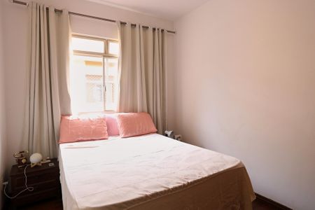 Apartamento à venda com 90m², 3 quartos e 2 vagasQuarto 1
