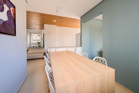 Apartamento para alugar com 38m², 2 quartos e sem vagaÁrea comum - Salão de festas