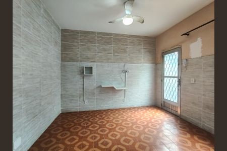 Casa para alugar com 50m², 2 quartos e sem vagaSala