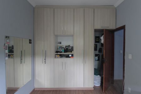 Casa para alugar com 239m², 3 quartos e 3 vagasQuarto 1