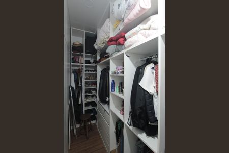 Casa para alugar com 239m², 3 quartos e 3 vagasCloset da Suite
