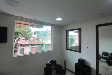 Casa para alugar com 239m², 3 quartos e 3 vagasEstúdio