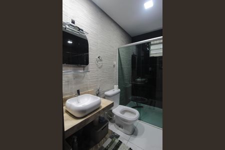 Casa para alugar com 239m², 3 quartos e 3 vagasBanheiro Social