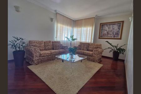 Sala de casa para alugar com 5 quartos, 480m² em Cidade Jardim, Uberlândia