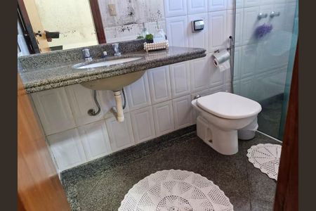 Casa para alugar com 480m², 5 quartos e 5 vagasBanheiro