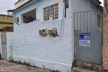 Casa à venda com 300m², 2 quartos e sem vaga Casa à venda com 300m², 2 quartos e sem vagaPlaca