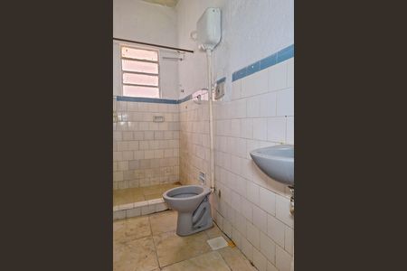 Casa à venda com 300m², 2 quartos e sem vaga Casa à venda com 300m², 2 quartos e sem vagaBanheiro