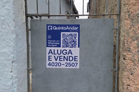 Casa à venda com 300m², 2 quartos e sem vaga Casa à venda com 300m², 2 quartos e sem vagaPlaca