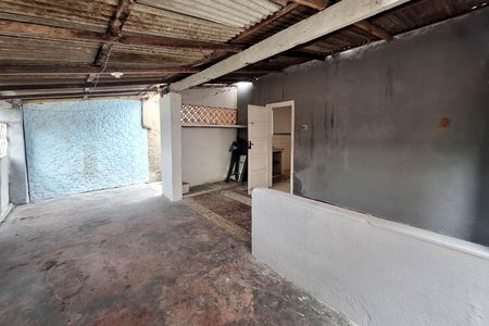 Casa à venda com 300m², 2 quartos e sem vaga Casa à venda com 300m², 2 quartos e sem vagaÁrea de Serviço