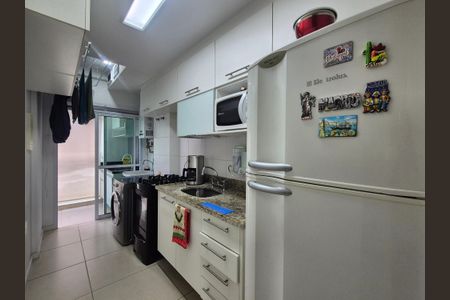 Apartamento à venda com 68m², 2 quartos e 1 vagaCozinha 