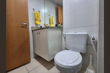Apartamento à venda com 68m², 2 quartos e 1 vagaBanheiro 