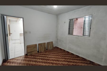 Quarto de casa para alugar com 1 quarto, 50m² em Jardim Gianetti, São Paulo