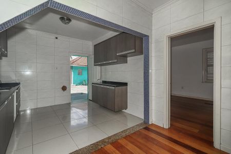 Casa para alugar com 254m², 4 quartos e 1 vagaCozinha