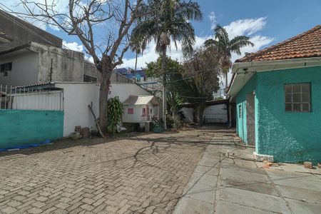 Casa para alugar com 254m², 4 quartos e 1 vagaQuintal