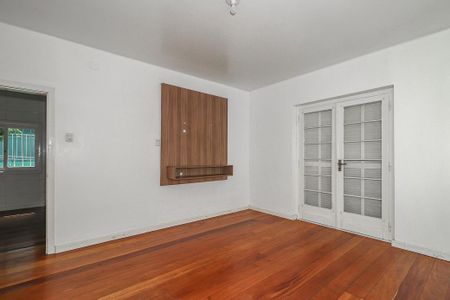 Casa para alugar com 254m², 4 quartos e 1 vagaSala