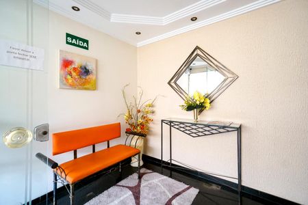 Apartamento para alugar com 70m², 2 quartos e 1 vagaHall social