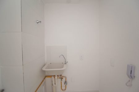 Apartamento para alugar com 32m², 2 quartos e sem vaga Apartamento para alugar com 32m², 2 quartos e sem vagaÁrea de Serviço