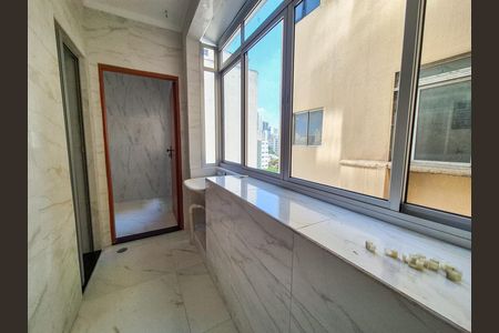 Apartamento à venda com 99m², 3 quartos e sem vaga Apartamento à venda com 99m², 3 quartos e sem vagaÁrea de Serviço