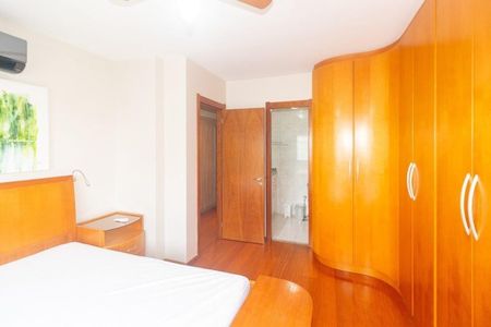Quarto 1 de apartamento para alugar com 3 quartos, 110m² em Menino Deus, Porto Alegre