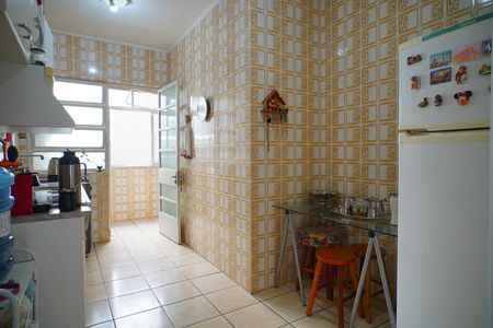 Apartamento à venda com 82m², 2 quartos e 1 vagaCozinha 