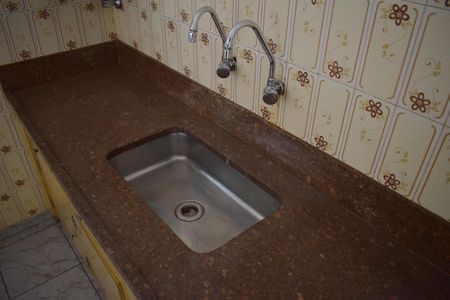 Casa para alugar com 260m², 4 quartos e 4 vagasCozinha - Torneira