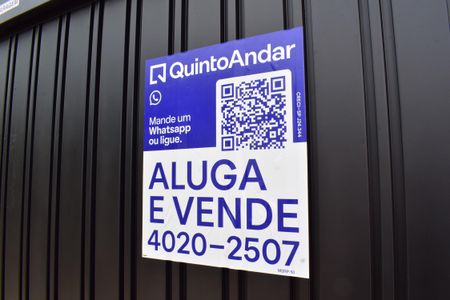 Casa para alugar com 260m², 4 quartos e 4 vagasFachada