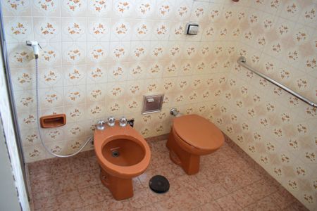 Casa para alugar com 260m², 4 quartos e 4 vagasBanheiro da Suíte