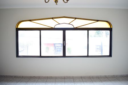 Casa para alugar com 260m², 4 quartos e 4 vagasSala