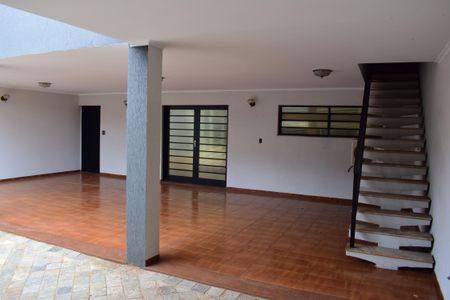 Casa para alugar com 260m², 4 quartos e 4 vagasGaragem
