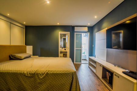 Apartamento à venda com 160m², 2 quartos e 2 vagas Apartamento à venda com 160m², 2 quartos e 2 vagasQuarto Suíte