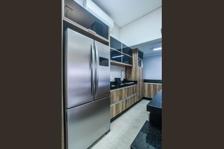Apartamento à venda com 160m², 2 quartos e 2 vagas Apartamento à venda com 160m², 2 quartos e 2 vagasCozinha e Área de Serviço