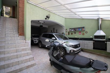 Casa à venda com 160m², 3 quartos e 3 vagas Casa à venda com 160m², 3 quartos e 3 vagasGARAGEM