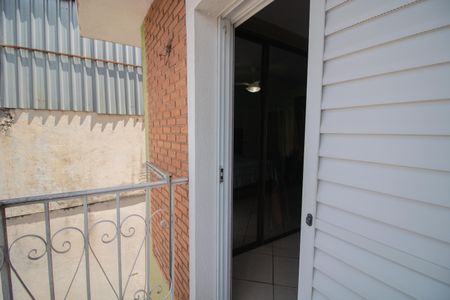 Casa à venda com 160m², 3 quartos e 3 vagas Casa à venda com 160m², 3 quartos e 3 vagasVARANDA DO QUARTO 1